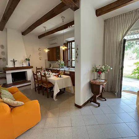 Casa Romana Holiday home *